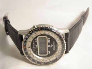 Rare 1970 ' s Breitling Navitimer Quartz LCD 9406 w/vintage band and buckle 10