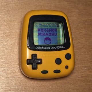 Rare Nintendo Pokemon Pikachu Virtual Pet & 1998 Game Freak