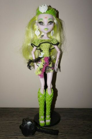 Monster High Collectable Rare Doll Batsy Claro Brand - Boo Students Mattel