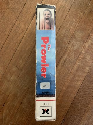 “The Prowler” VHS Big box Horror Film Rare 4