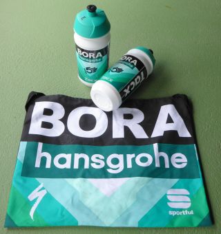 Rare 2019 Team Bora Hansgrohe Feed Bag Water Bottle Set Tour De France Bidon