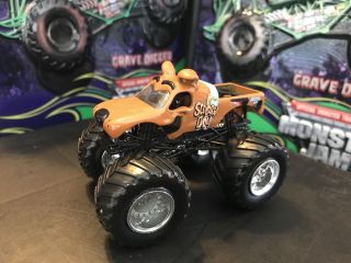 Hot Wheels Monster Jam Truck 1/64 Rare Diecast Metal Scooby Doo