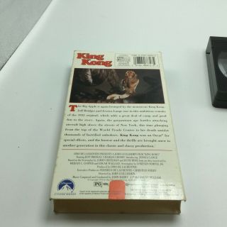 King Kong VHS Tape Movie 1996 Jeff Bridges Jessica Lange Rare 4