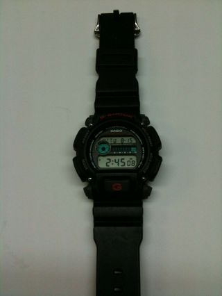 Casio G - Shock Dw9052 - 1v Black Wrist Watch For Men Rarely