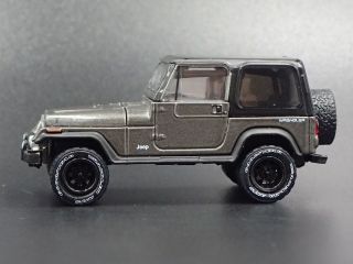 1986 - 1995 Jeep Wrangler Yj Rare 1:64 Scale Limited Diorama Diecast Model Car