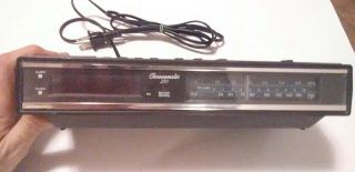 Realistic Chronomatic 251 Model 12 1559 AM/FM Dual Alarm Clock Radio Rare 4