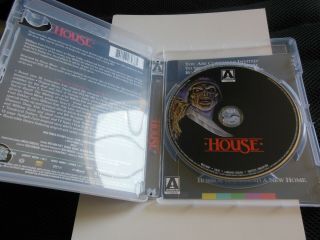 House Blu - ray Arrow Video 80 ' s Cult Horror William Katt HTF RARE OOP Region A 3