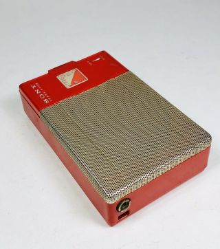 EXTREMELY RARE Red SONY TR - 69 Transistor Radio Japan - Great 7