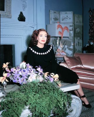 Joan Crawford Rare Color At Home By Fireplace 1940 