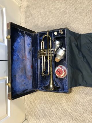 Rare - Stradivarius Vincent Bach Model 37 Trumpet,  Case