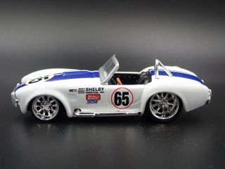 1965 Shelby Cobra 427 S/c Rare 1:64 Scale Collectible Diorama Diecast Model Car