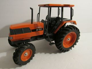 1/16 Farm Toy Scale Models Kubota M 120 Tractor Rare