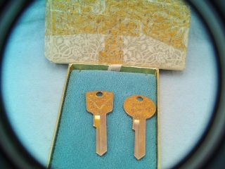 VERY RARE VINTAGE SOLID GOLD BERL BERRY FORD AUTOMOBILE KEY BLANKS KANSAS CITY 8