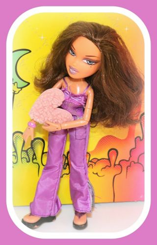 ❤️bratz The Movie Signature Yasmin Doll Purple Outfit Shoes Rare Mga 2007❤️