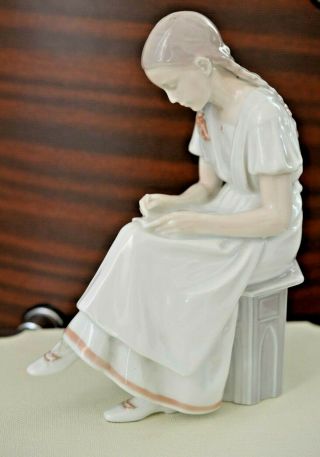 Rare Bing & Grondahl Girl Writing 1687 Porcelain Figurine Denmark 7