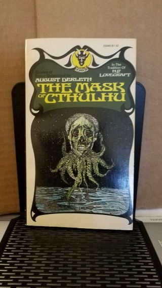 H.  P.  Lovecraft Ballantine Horror 8 Paper Backs Rare Devil Head Colophon 7