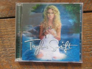 Taylor Swift Deluxe Rare Limited Edition Lenticular Hologram Cd & Dvd