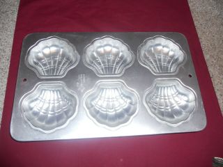 Wilton 6 Mini Sea Shells Cake Pan Mold 2105 - 4396 - Rare