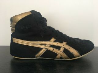 RARE Asics TIGER Dan Gable Black And Gold Wrestling Shoes Size 12. 6