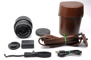 Sony Ilce - Qx1l Power Zoom Lens Kit Lens Style Camera,  [rare]case - Nearmint