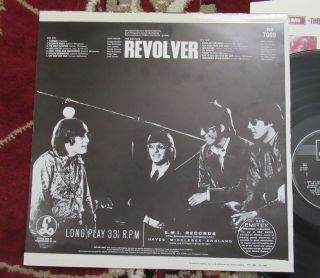 Beatles VERY RARE 1971 ISSUE UK REVOLVER STEREO LP RARE 2 FLAP BACK COVER NM 5