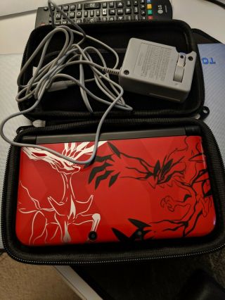 Nintendo 3DS XL Pokemon X and Y Red LIMITED EDITION RARE,  Pokemon Y Game 2