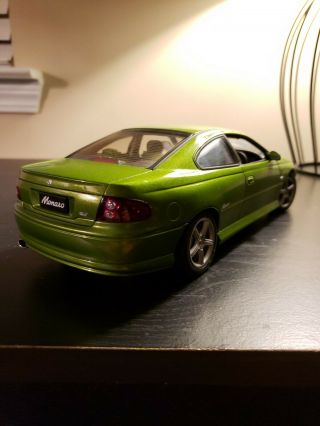 Autoart 1/18 Scale Holden Monaro Cv8 Lime Green Metallic (very Rare)