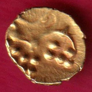 Ancient - South Indian - Gold Fanam - Rare Coin U8