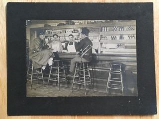 Rare Old 1917 WW1 U.  S.  MILITARY BUGLE SOLDIERS DRINKING BEER AT A BAR Photograph 3