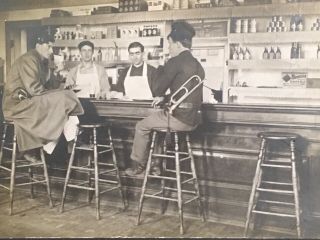 Rare Old 1917 WW1 U.  S.  MILITARY BUGLE SOLDIERS DRINKING BEER AT A BAR Photograph 5