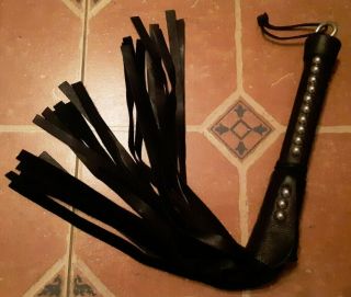 Black Leather Flogger Whip Studded Ring Handle End Rare Piece 26 "