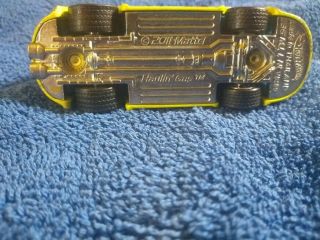 A Very Cute Rare Mattel 2011 Haulin’ Gas Peanuts Hot Wheels Bus Toy 2