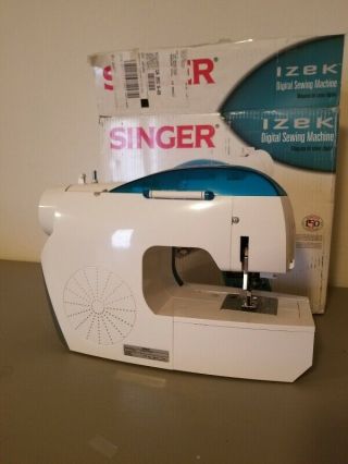 Collectible Singer 1500 IZEK Digital Sewing Machine Game Boy Box RARE 7