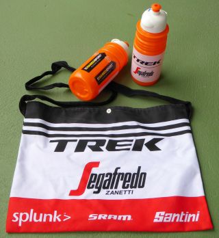 Rare Orig.  2019 Tour De France Team Trek Segafredo Water Bottle Feed Bag Set