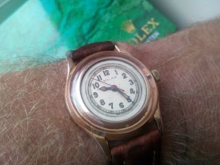 RARE VINTAGE GENTS 9K GOLD ROLEX SOLAR WATCH,  AND KEEPING TIME. 4