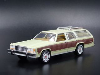 1985 85 FORD LTD COUNTRY SQUIRE WAGON W/ HITCH RARE 1:64 SCALE DIECAST MODEL CAR 2