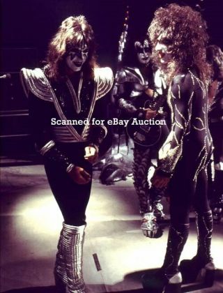 Rare Kiss 8x10 Photo Ace Frehley & Paul Stanley Circa 1977 Unpublished 27