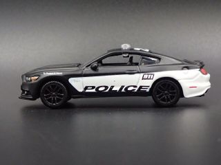 2015 15 Ford Mustang Gt 5.  0 Police Car Rare 1:64 Scale Diorama Diecast Model Car