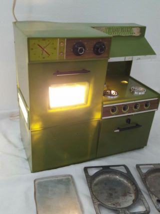 Easy Bake Oven Betty Crocker Kenner Vintage Rare avacado green 8