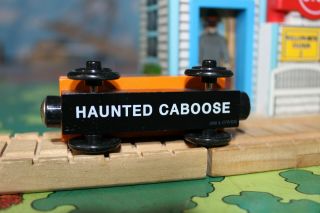 Thomas Wooden Railway HAUNTED CABOOSE 2006 RARE RETIRED Tank Engine Friends 4
