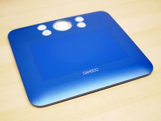 Wacom Bamboo Fun CTE - 450 Graphics Drawing Tablet Blue Rare 2