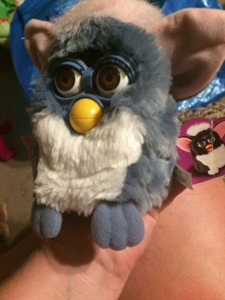VTG Furby Baby Blue with Pink Hair 70 - 800 1998 Rare Color Tiger Electronic 2