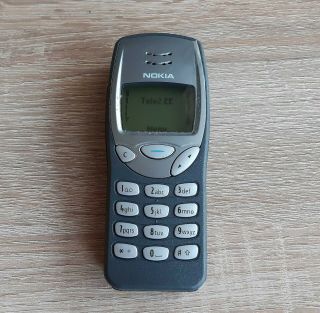 ≣ old NOKIA 3210 vintage rare phone mobile 2
