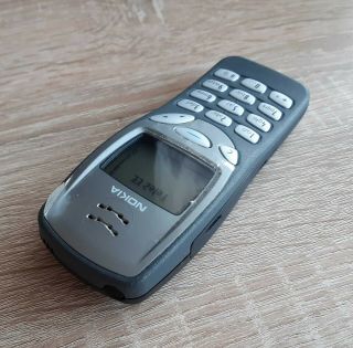 ≣ old NOKIA 3210 vintage rare phone mobile 4