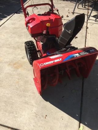 Troy Bilt 26 " Snow Blower Rarely In With Cover