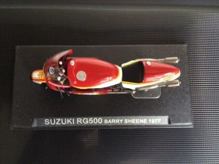 Barry Sheene Suzuki RG500 1977 1:24 IXO Motorbike - Rare 5