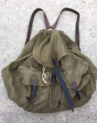 Vintage WWII German Military Trooper Canvas Rucksack Backpack.  Rare 2