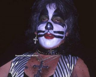 Rare Kiss 8x10 Photo Peter Criss Backstage Circa 1970s Unpublished 10
