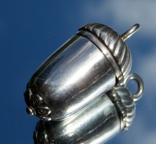 Rare 18th Century Georgian Solid Silver Acorn & Filigree Spice Box - Vinaigrette