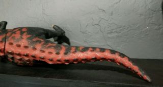 RARE 1994 Jurassic Park Series II 2 Demon Carnotaurus JP19 Toy Figure 6